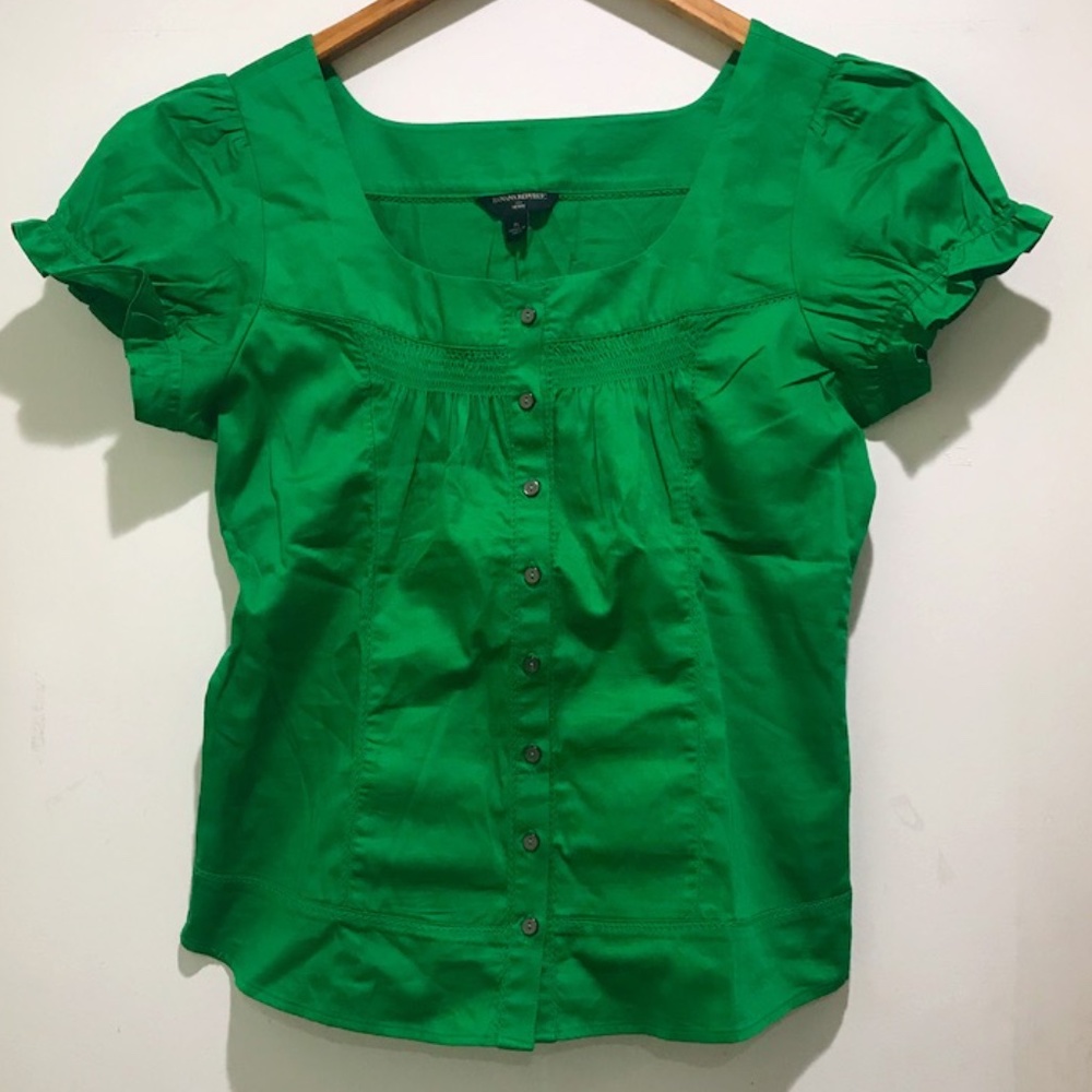 NWOT BR Beautifully Crafted Emerald Green Blouse🍀